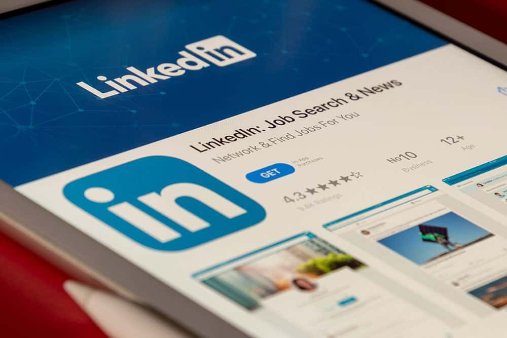 Where to Find LinkedIn Articles?